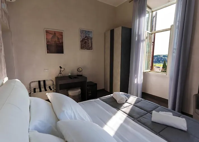 Julia Luxury 4* רומא