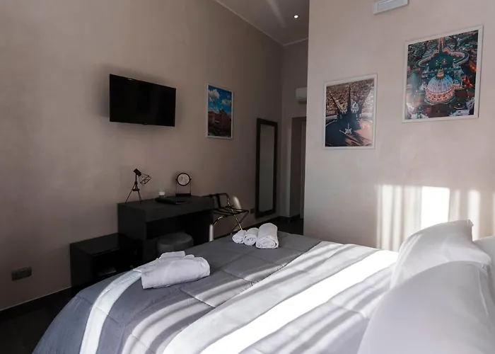 Julia Luxury