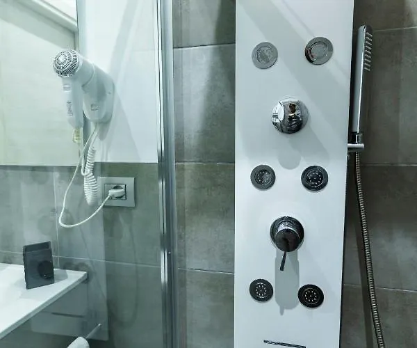 Julia Luxury בית הארחה רומא